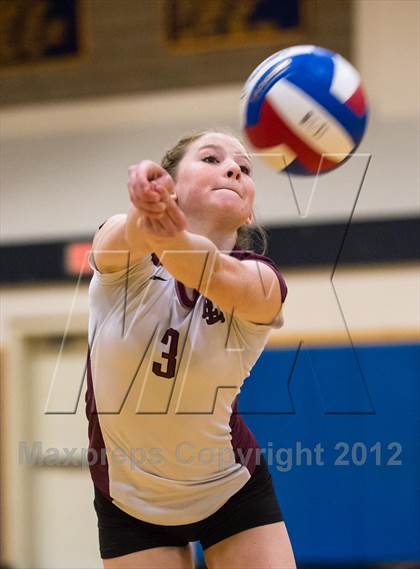 Thumbnail 2 in Bristol Eastern vs. East Lyme (CIAC Class L Final) photogallery.