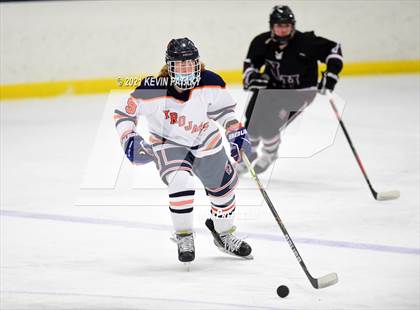 Thumbnail 1 in North Haven @ Lyman Hall photogallery.