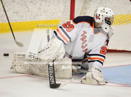 Thumbnail 3 in North Haven @ Lyman Hall photogallery.