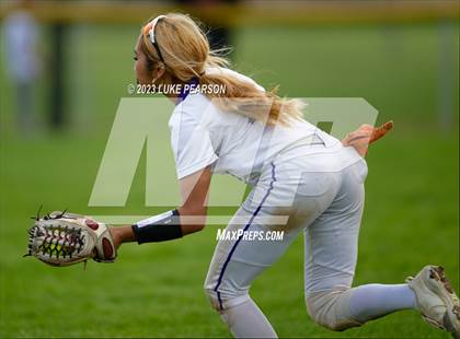 Thumbnail 3 in Elk Grove @ Franklin photogallery.
