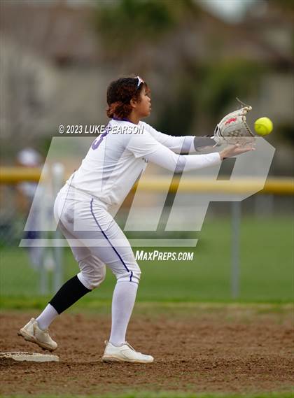 Thumbnail 1 in Elk Grove @ Franklin photogallery.