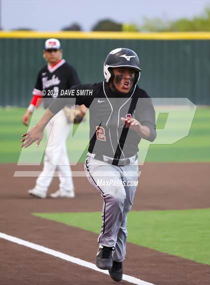 Thumbnail 1 in El Dorado @ Hanks photogallery.