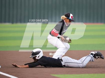 Thumbnail 1 in El Dorado @ Hanks photogallery.