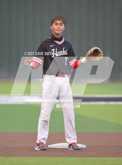 Thumbnail 3 in El Dorado @ Hanks photogallery.