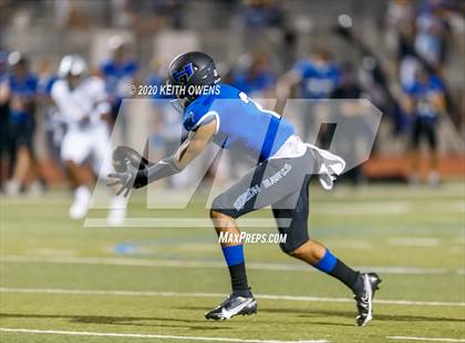 Thumbnail 3 in Guyer @ Hebron photogallery.