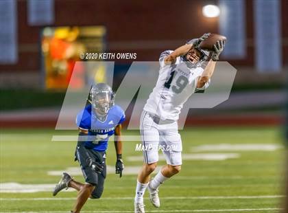 Thumbnail 3 in Guyer @ Hebron photogallery.