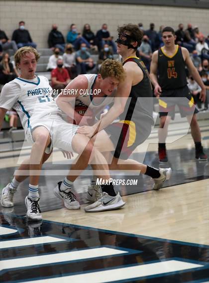 Thumbnail 3 in Mountain View vs. Farmington (UHSAA 5A Quarterfinal) photogallery.