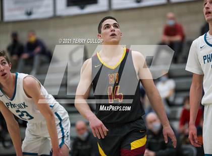 Thumbnail 3 in Mountain View vs. Farmington (UHSAA 5A Quarterfinal) photogallery.