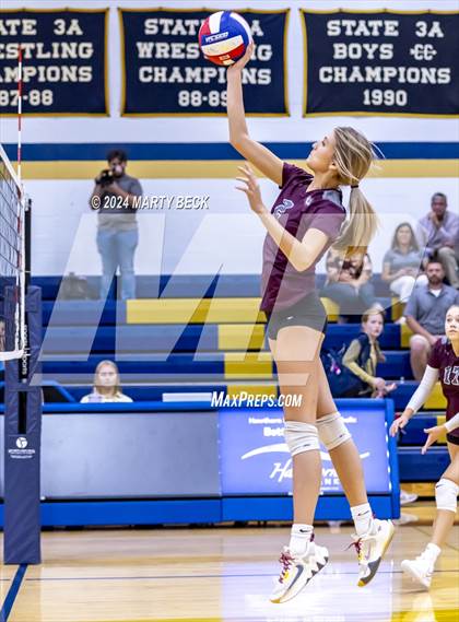 Thumbnail 2 in Rolla @ Helias photogallery.