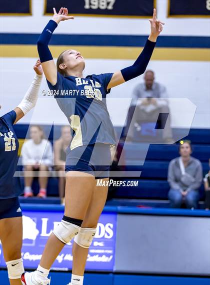 Thumbnail 3 in Rolla @ Helias photogallery.