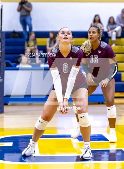 Thumbnail 2 in Rolla @ Helias photogallery.