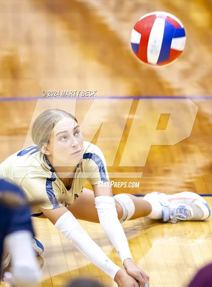 Thumbnail 3 in Rolla @ Helias photogallery.