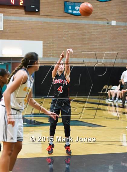 Thumbnail 3 in Gilbert vs. Liberty (Nike Tournament of Champions) photogallery.