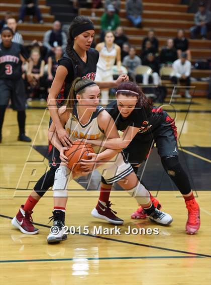 Thumbnail 2 in Gilbert vs. Liberty (Nike Tournament of Champions) photogallery.