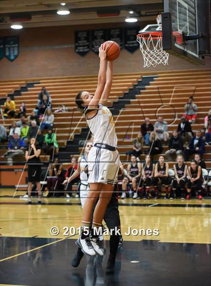 Thumbnail 3 in Gilbert vs. Liberty (Nike Tournament of Champions) photogallery.