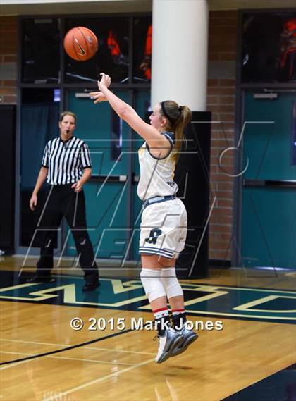 Thumbnail 1 in Gilbert vs. Liberty (Nike Tournament of Champions) photogallery.