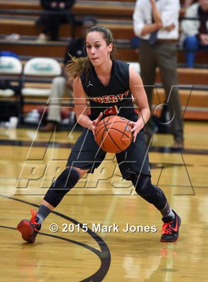 Thumbnail 3 in Gilbert vs. Liberty (Nike Tournament of Champions) photogallery.