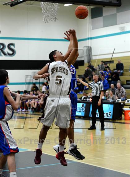 Thumbnail 2 in Reno vs. Sparks (State Farm Classic) photogallery.