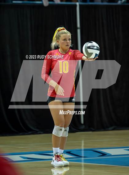 Thumbnail 1 in Cathedral Catholic vs. Torrey Pines (CIF SDS Open Finals) photogallery.