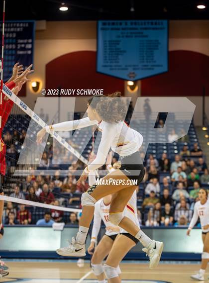Thumbnail 3 in Cathedral Catholic vs. Torrey Pines (CIF SDS Open Finals) photogallery.