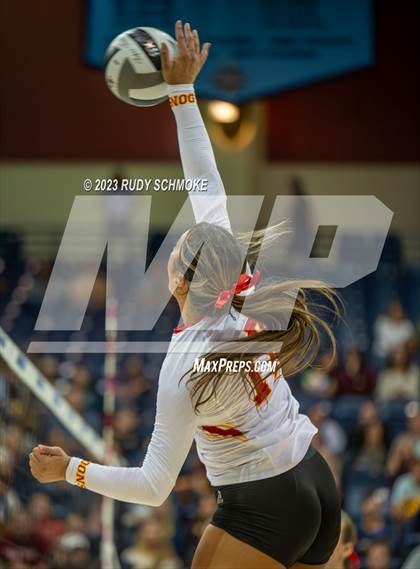Thumbnail 2 in Cathedral Catholic vs. Torrey Pines (CIF SDS Open Finals) photogallery.