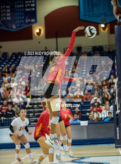 Thumbnail 1 in Cathedral Catholic vs. Torrey Pines (CIF SDS Open Finals) photogallery.
