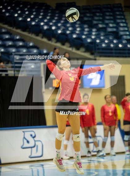 Thumbnail 3 in Cathedral Catholic vs. Torrey Pines (CIF SDS Open Finals) photogallery.
