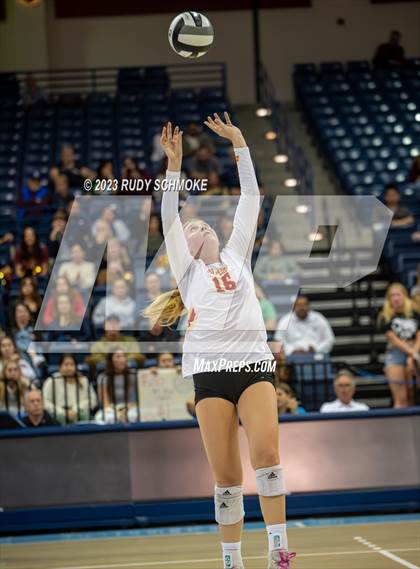 Thumbnail 2 in Cathedral Catholic vs. Torrey Pines (CIF SDS Open Finals) photogallery.