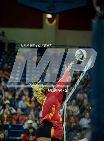 Thumbnail 3 in Cathedral Catholic vs. Torrey Pines (CIF SDS Open Finals) photogallery.