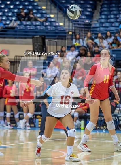 Thumbnail 2 in Cathedral Catholic vs. Torrey Pines (CIF SDS Open Finals) photogallery.