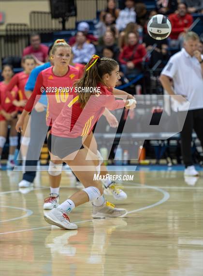 Thumbnail 1 in Cathedral Catholic vs. Torrey Pines (CIF SDS Open Finals) photogallery.