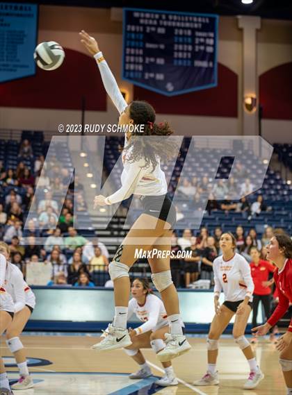 Thumbnail 2 in Cathedral Catholic vs. Torrey Pines (CIF SDS Open Finals) photogallery.