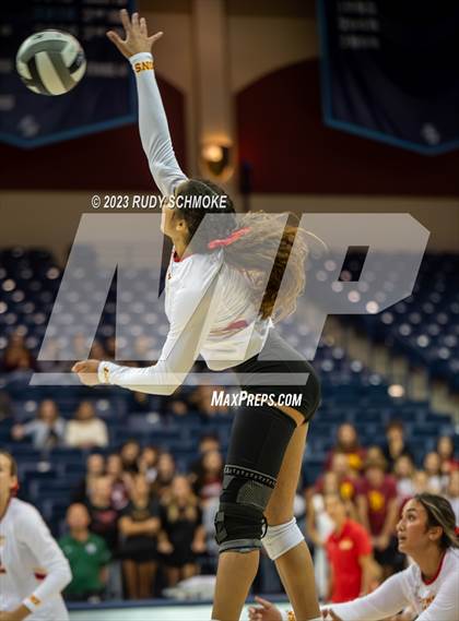 Thumbnail 3 in Cathedral Catholic vs. Torrey Pines (CIF SDS Open Finals) photogallery.