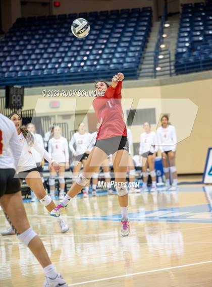 Thumbnail 2 in Cathedral Catholic vs. Torrey Pines (CIF SDS Open Finals) photogallery.