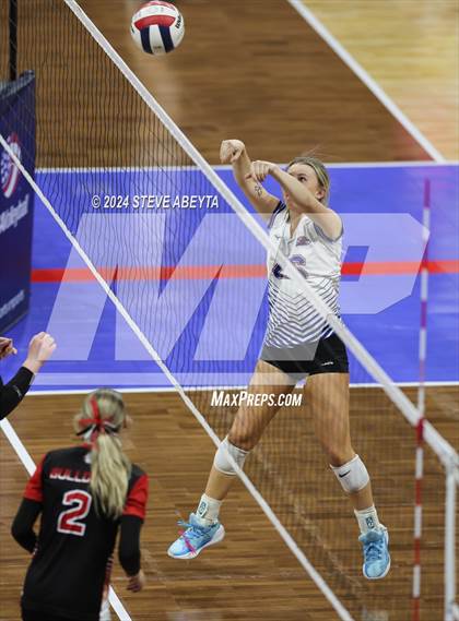 Thumbnail 3 in Otis vs. Briggsdale (CHSAA 1A First Round Elimination Bracket) photogallery.