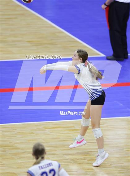Thumbnail 3 in Otis vs. Briggsdale (CHSAA 1A First Round Elimination Bracket) photogallery.