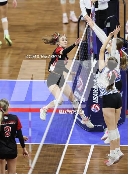 Thumbnail 2 in Otis vs. Briggsdale (CHSAA 1A First Round Elimination Bracket) photogallery.