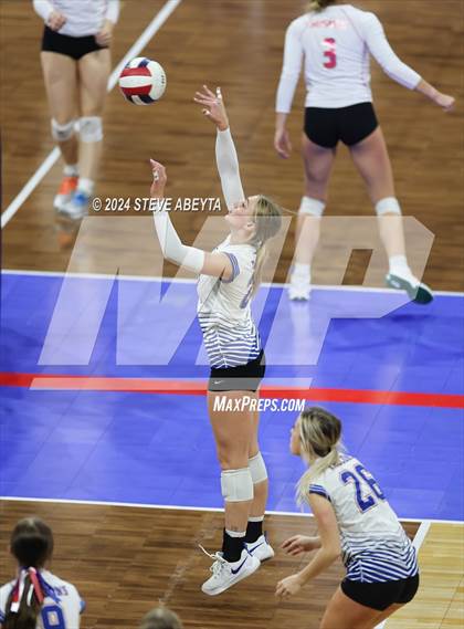 Thumbnail 3 in Otis vs. Briggsdale (CHSAA 1A First Round Elimination Bracket) photogallery.