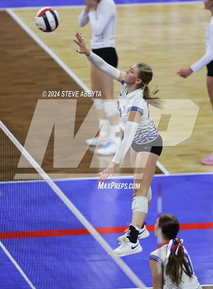 Thumbnail 2 in Otis vs. Briggsdale (CHSAA 1A First Round Elimination Bracket) photogallery.