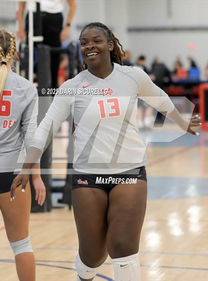 Thumbnail 2 in Mater Dei vs. Owyhee (Nike Tournament of Champions – Southwest) photogallery.