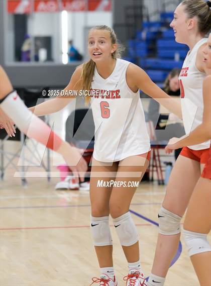 Thumbnail 1 in Mater Dei vs. Owyhee (Nike Tournament of Champions – Southwest) photogallery.