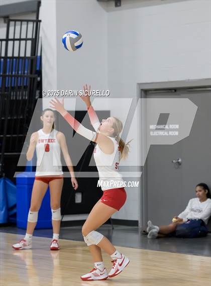 Thumbnail 1 in Mater Dei vs. Owyhee (Nike Tournament of Champions – Southwest) photogallery.