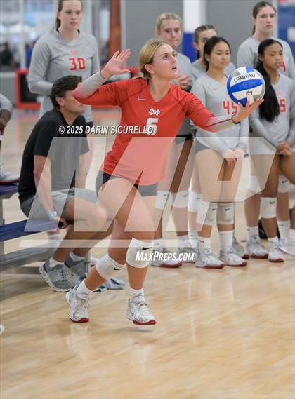 Thumbnail 2 in Mater Dei vs. Owyhee (Nike Tournament of Champions – Southwest) photogallery.