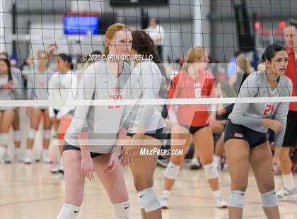 Thumbnail 1 in Mater Dei vs. Owyhee (Nike Tournament of Champions – Southwest) photogallery.