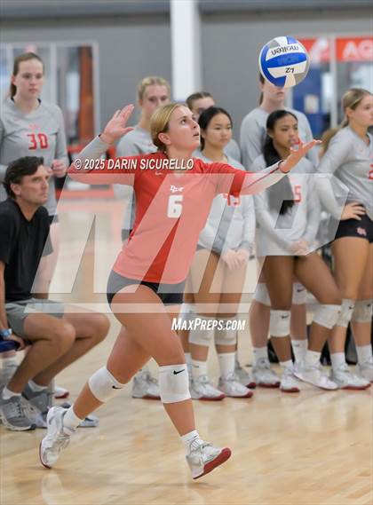 Thumbnail 3 in Mater Dei vs. Owyhee (Nike Tournament of Champions – Southwest) photogallery.