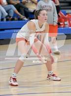Photo from the gallery "Mater Dei vs. Owyhee (Nike Tournament of Champions – Southwest)"