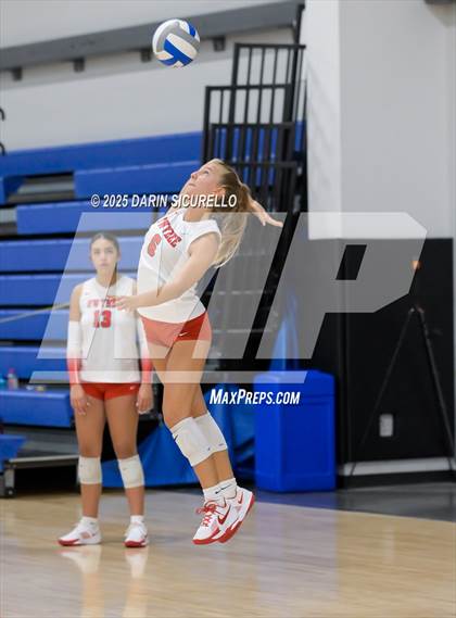 Thumbnail 3 in Mater Dei vs. Owyhee (Nike Tournament of Champions – Southwest) photogallery.