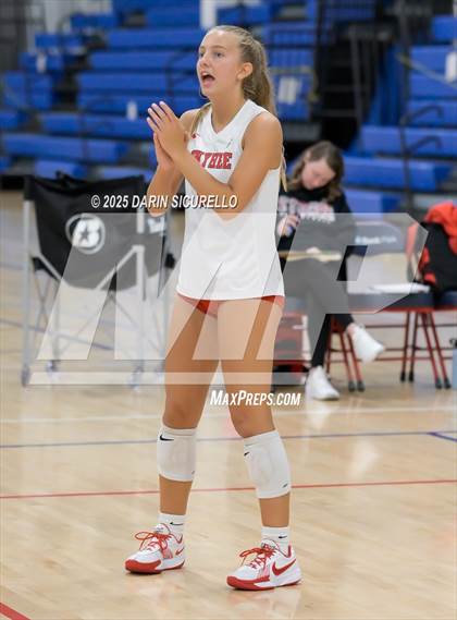 Thumbnail 2 in Mater Dei vs. Owyhee (Nike Tournament of Champions – Southwest) photogallery.