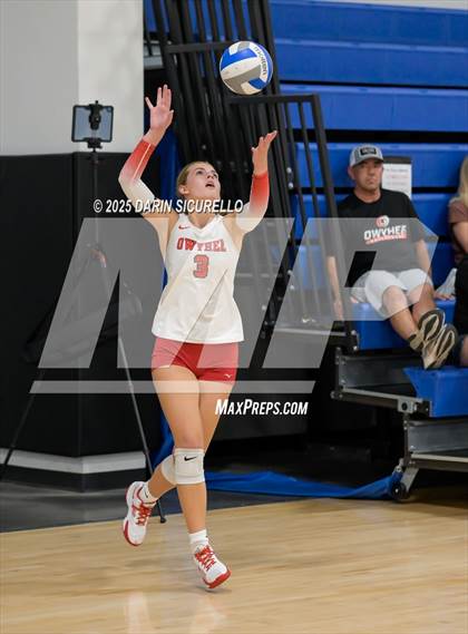 Thumbnail 1 in Mater Dei vs. Owyhee (Nike Tournament of Champions – Southwest) photogallery.
