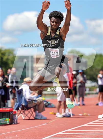 Thumbnail 3 in NYSPHSAA Outdoor Track & Field Championship (Triple Jump) photogallery.